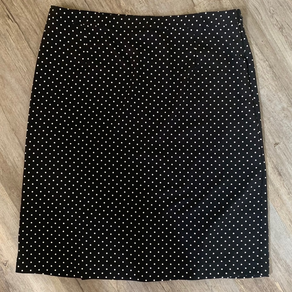 Who What Wear Polka Dot Skirt w/ Pleat Detail
